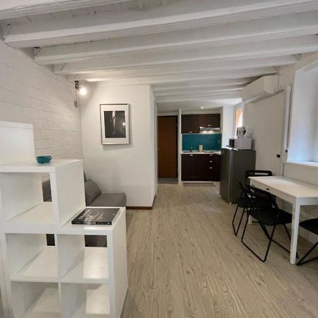 Travi E Grigio Studio Maddalena - Genovainrelax 아파트 외부 사진